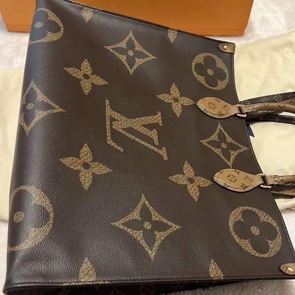 * SoLD*Louis Vuitton On the Go bag - Picture 5 of 13
